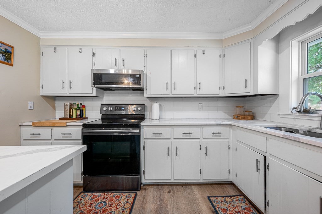 18 Fairview Ave, Ashburnham, MA, 18 Fairview Ave, Ashburnham, MA Photo #6
