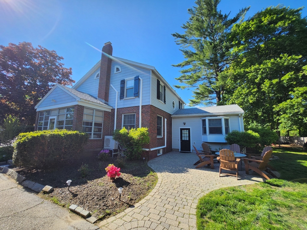 36 Hillside Ave