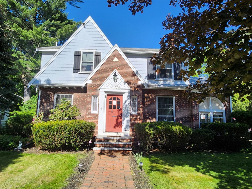 36 Hillside Ave