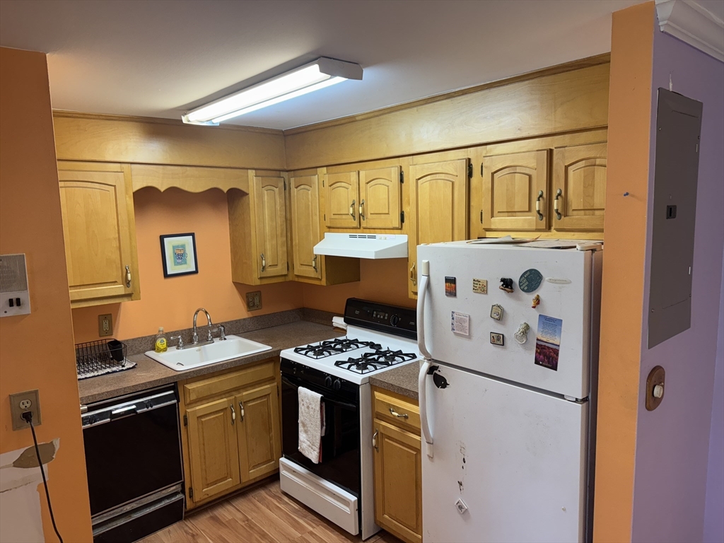 685 Oak St 11-5