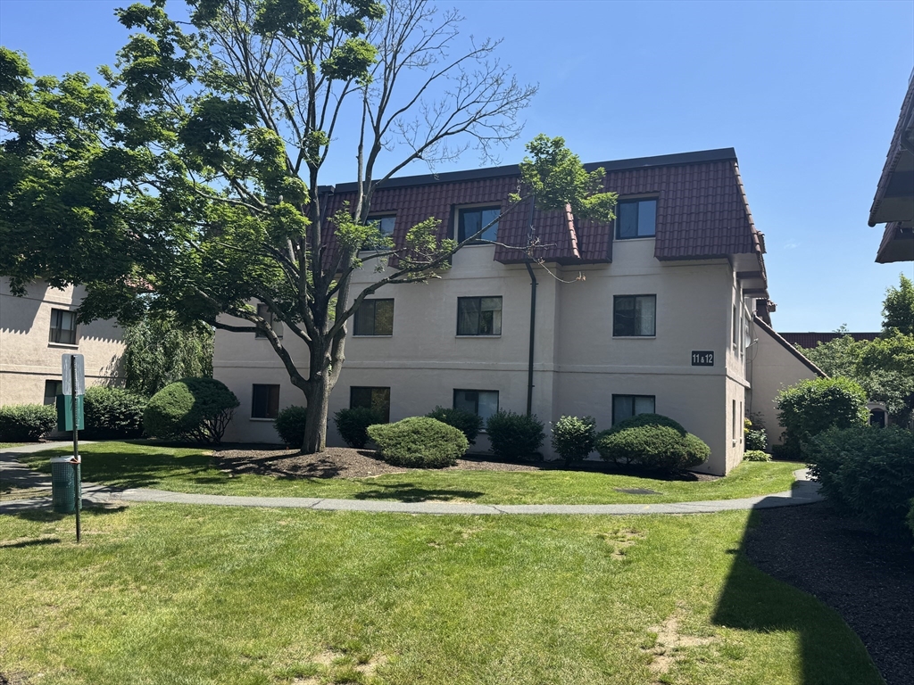 685 Oak St 11-5