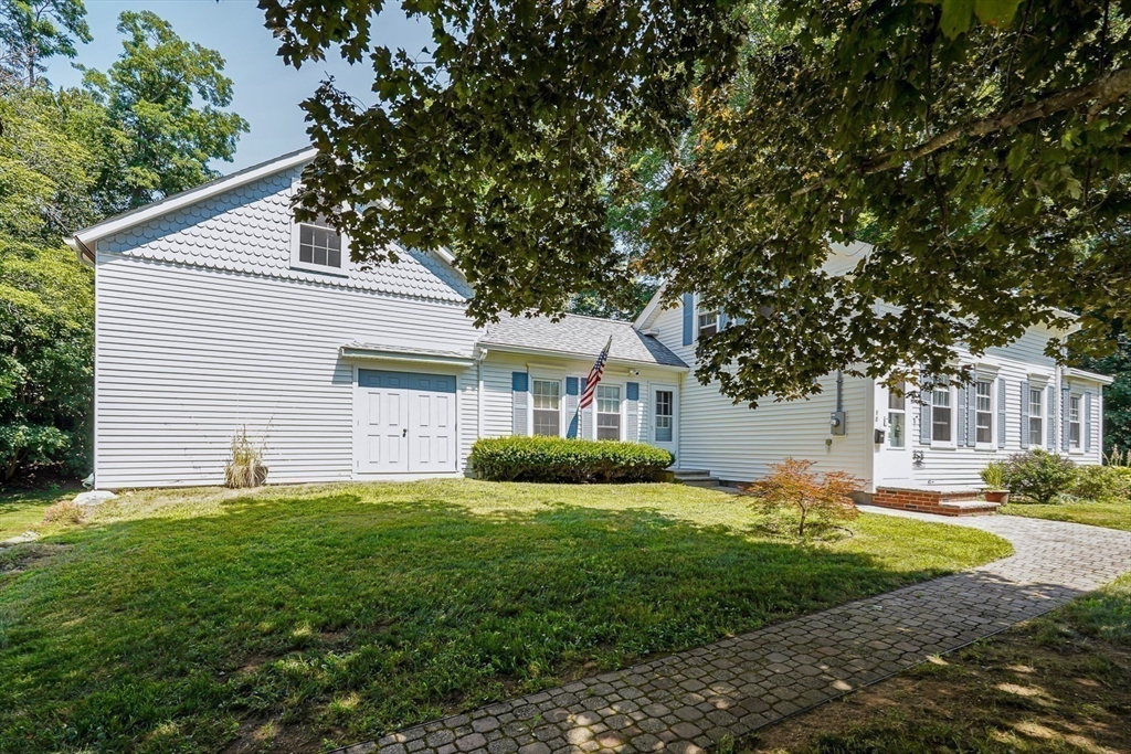 10 Highland St
