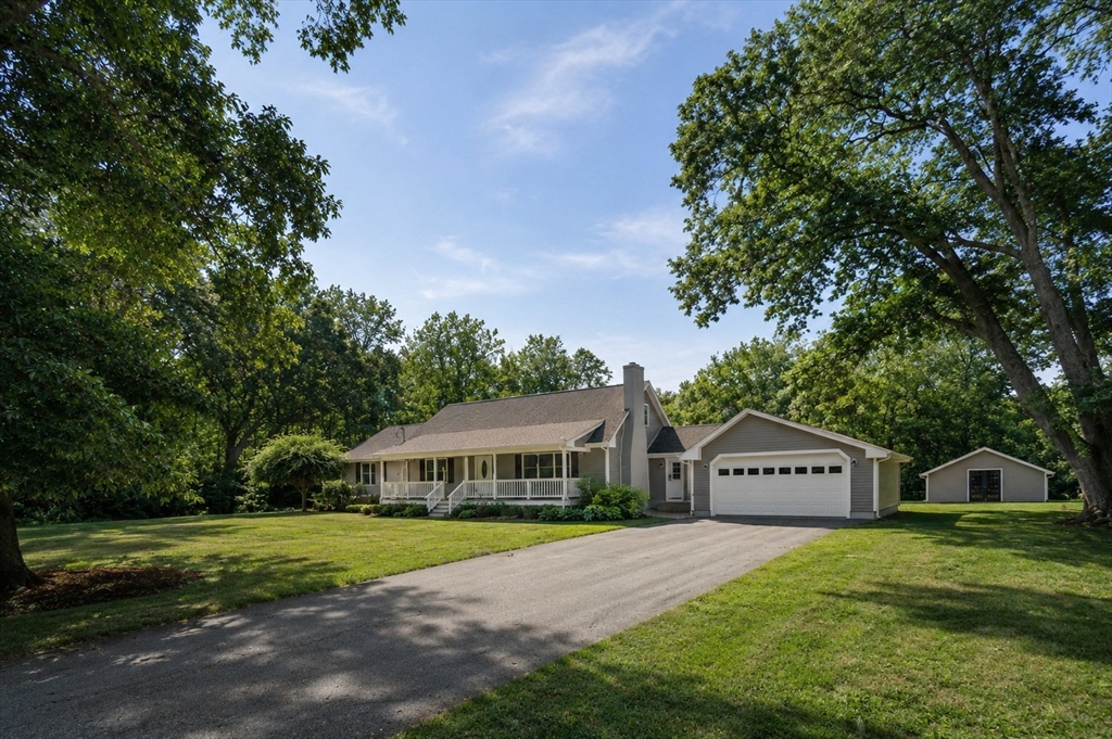 380 Woodward Ave