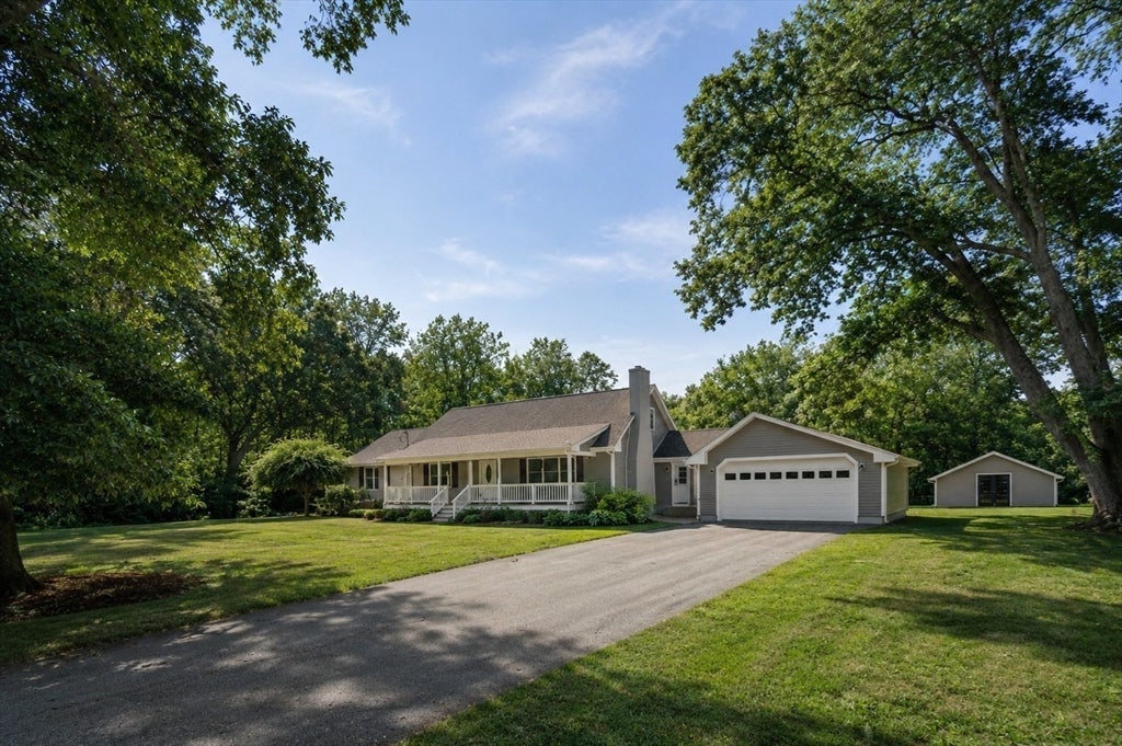 380 Woodward Ave