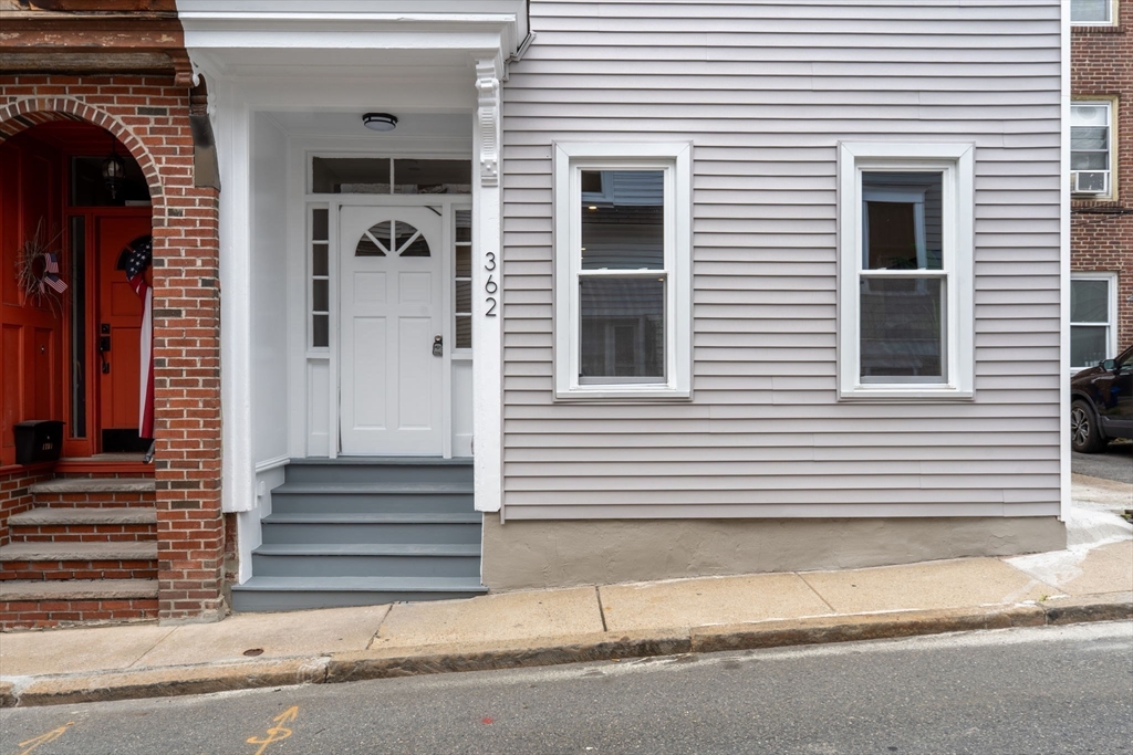 362 Silver St