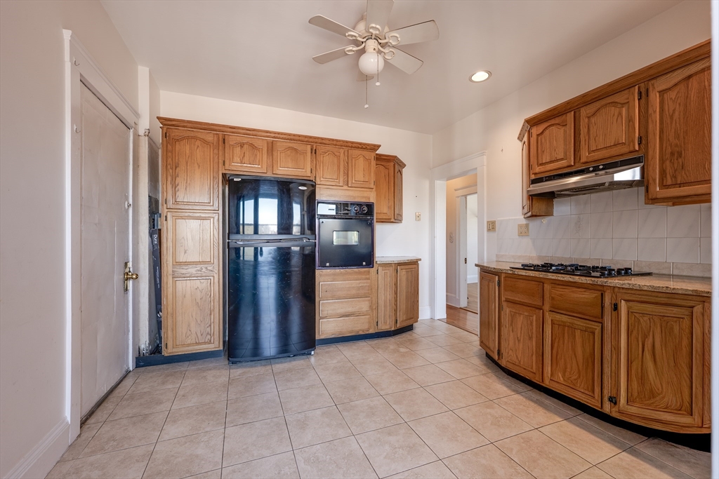 1269 Commonwealth Ave 11