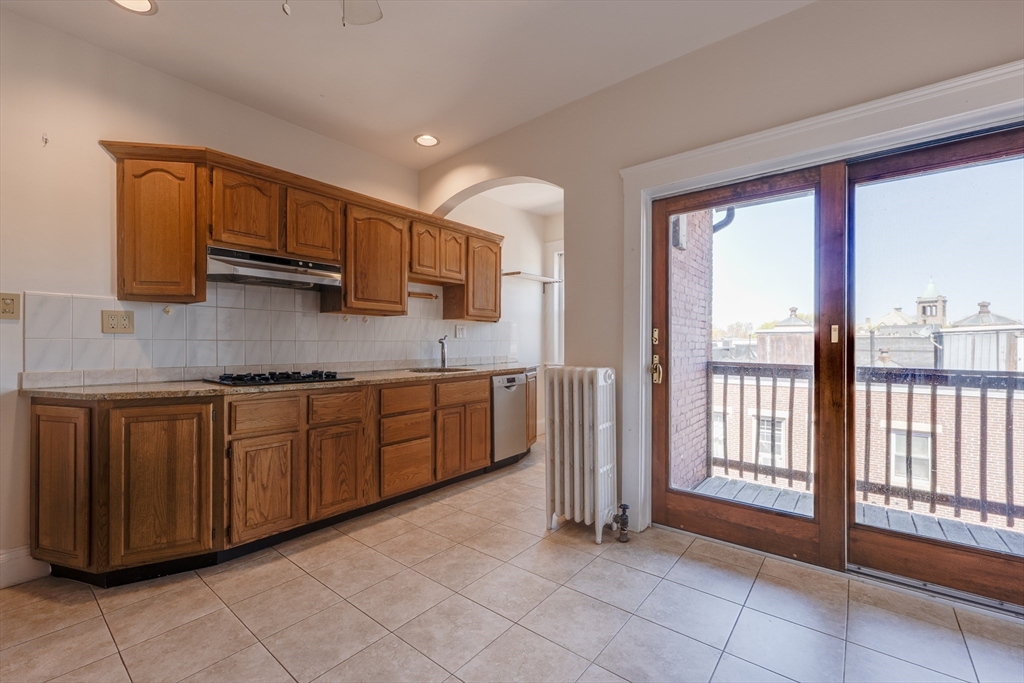 1269 Commonwealth Ave 11