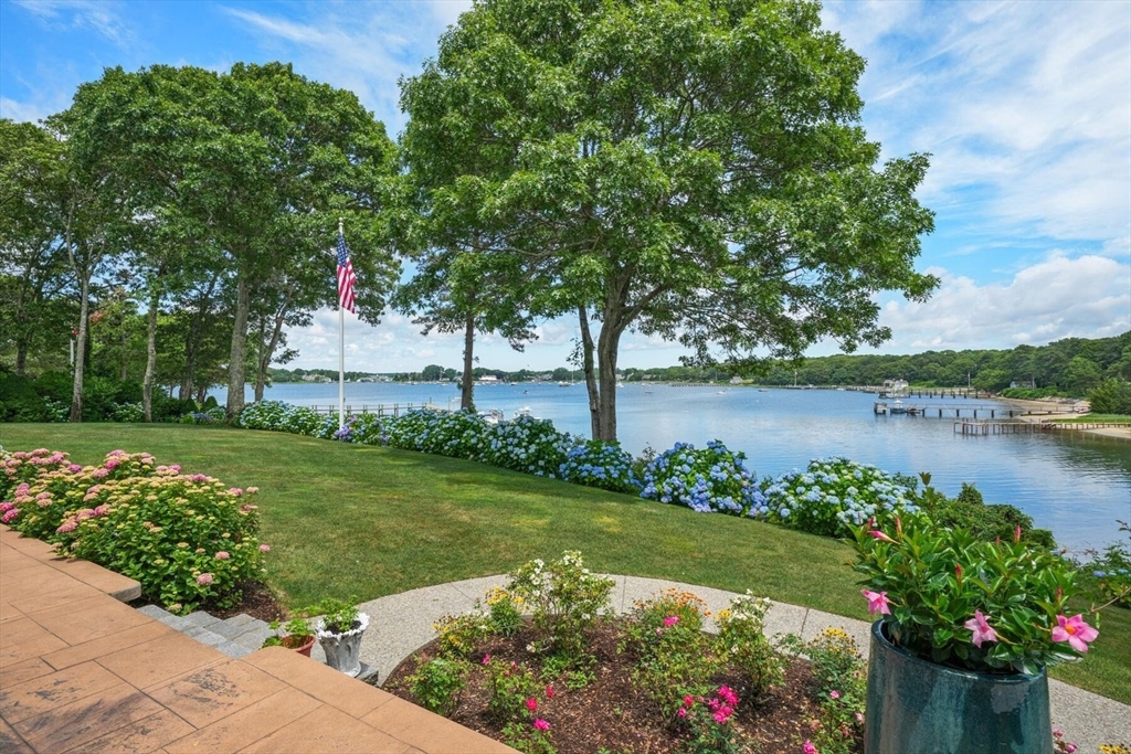 Barnstable, Massachusetts 02655, United States, 5 Bedrooms Bedrooms, ,6 BathroomsBathrooms,Residential,Active,98755