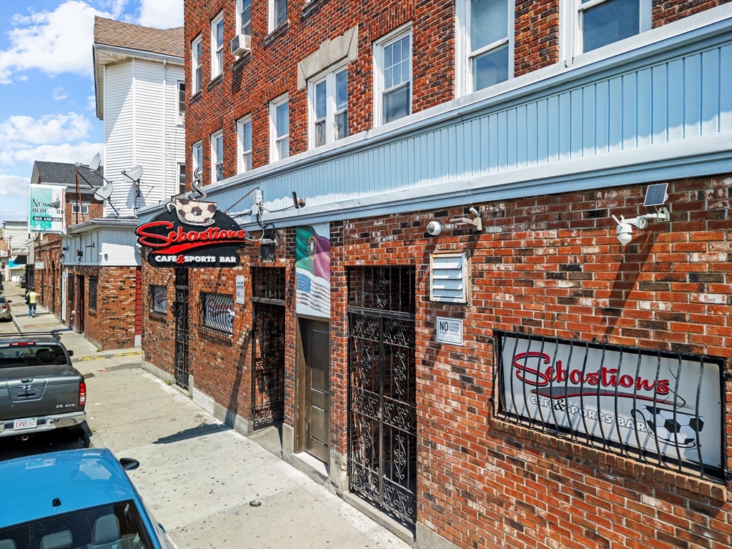 110-114 County St