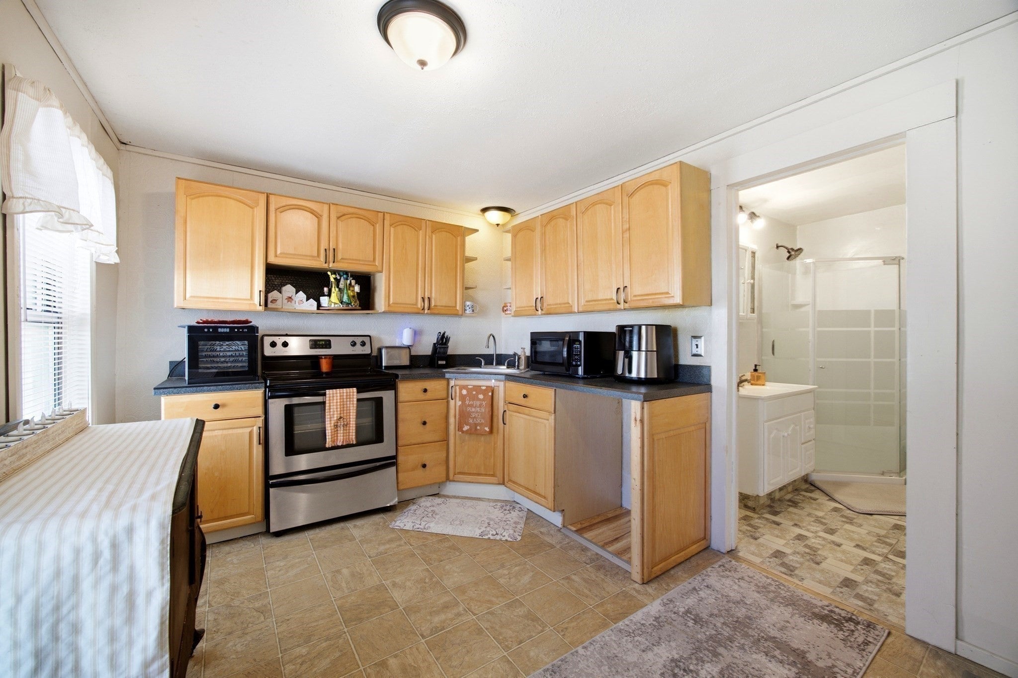 11 Wales Rd, Monson, MA, 11 Wales Rd, Monson, MA Photo #14