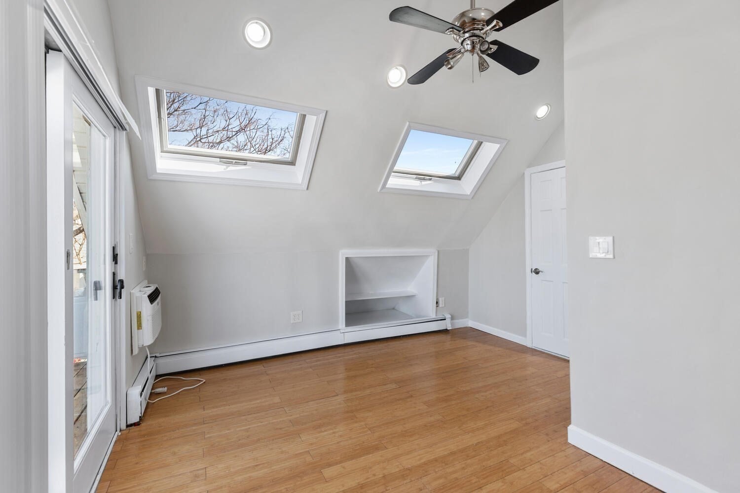 7 Hawthorn ST #2, Everett, MA, 7 Hawthorn ST #2, Everett, MA Photo #11