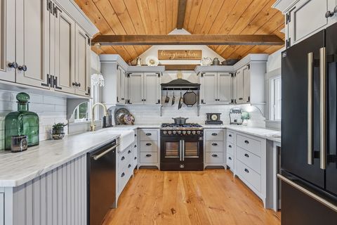 Photo of 410 Main St, Dennis, MA 02660 (MLS # 73504624)