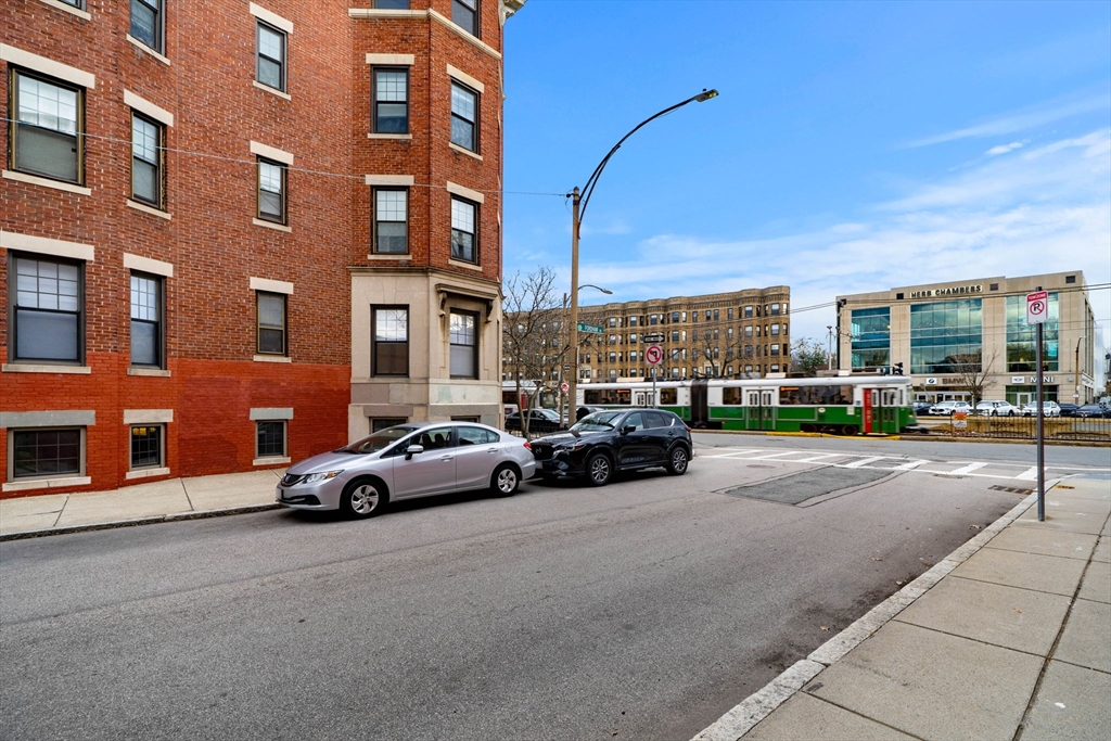 1161 Commonwealth Ave 2