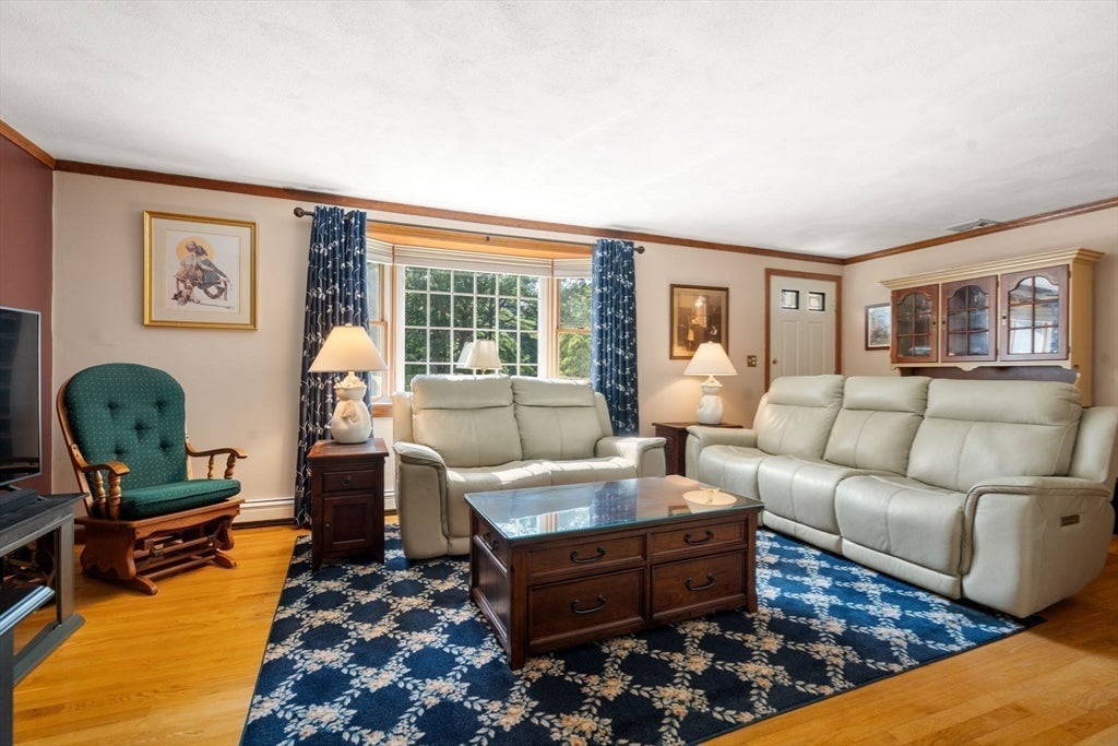 9 Keith Road, Bourne, MA Photo #4