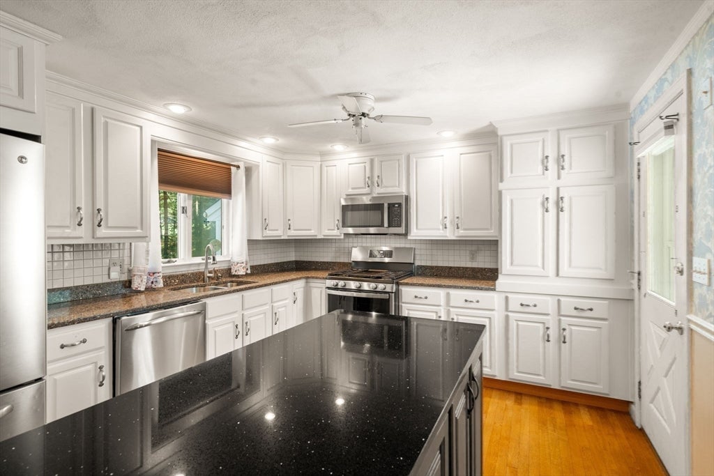 9 Keith Road, Bourne, MA Photo #10