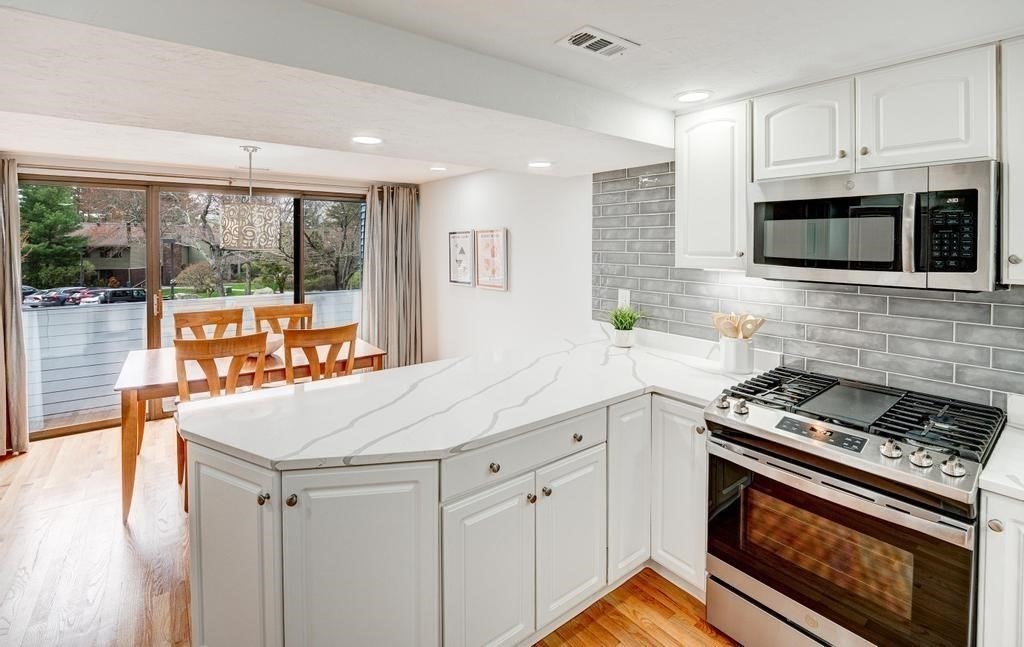 425 Great Elm Way 425