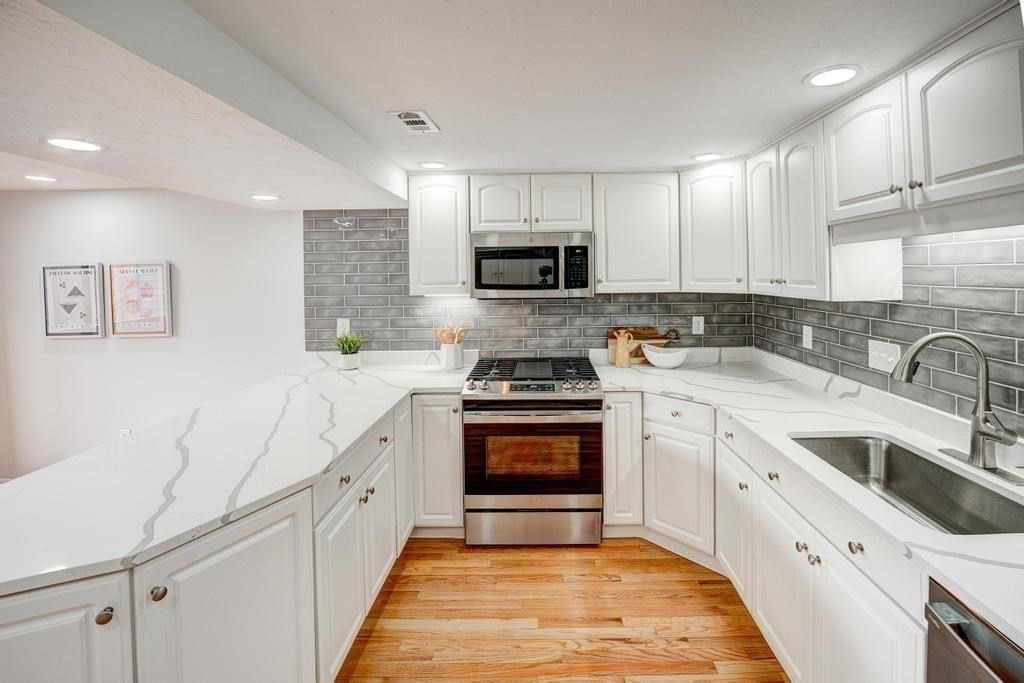 425 Great Elm Way 425