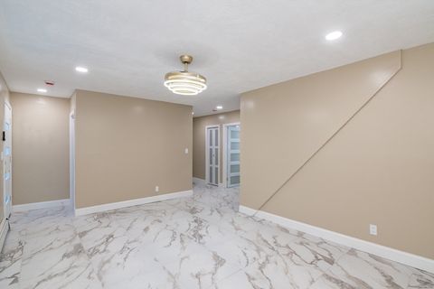 2085 Memorial Drive South Hadley MA 01075