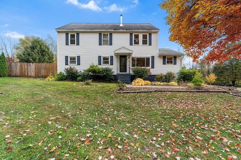 73 N Common Rd Westminster MA 01473