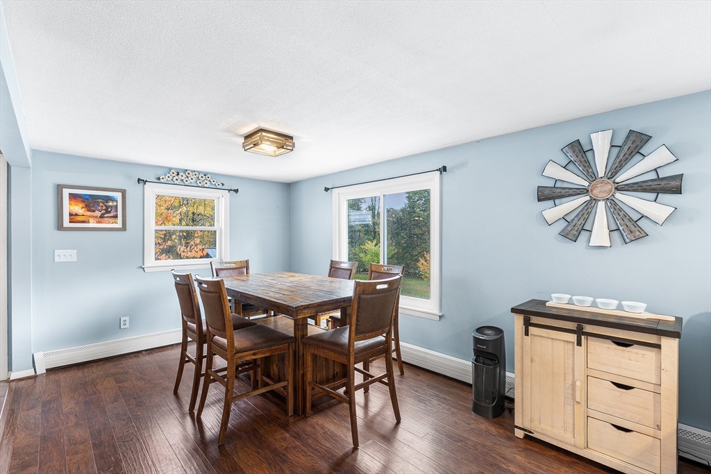 73 N Common Rd