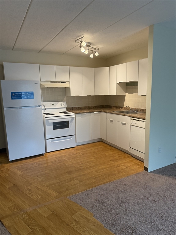 10 Main Street 104
