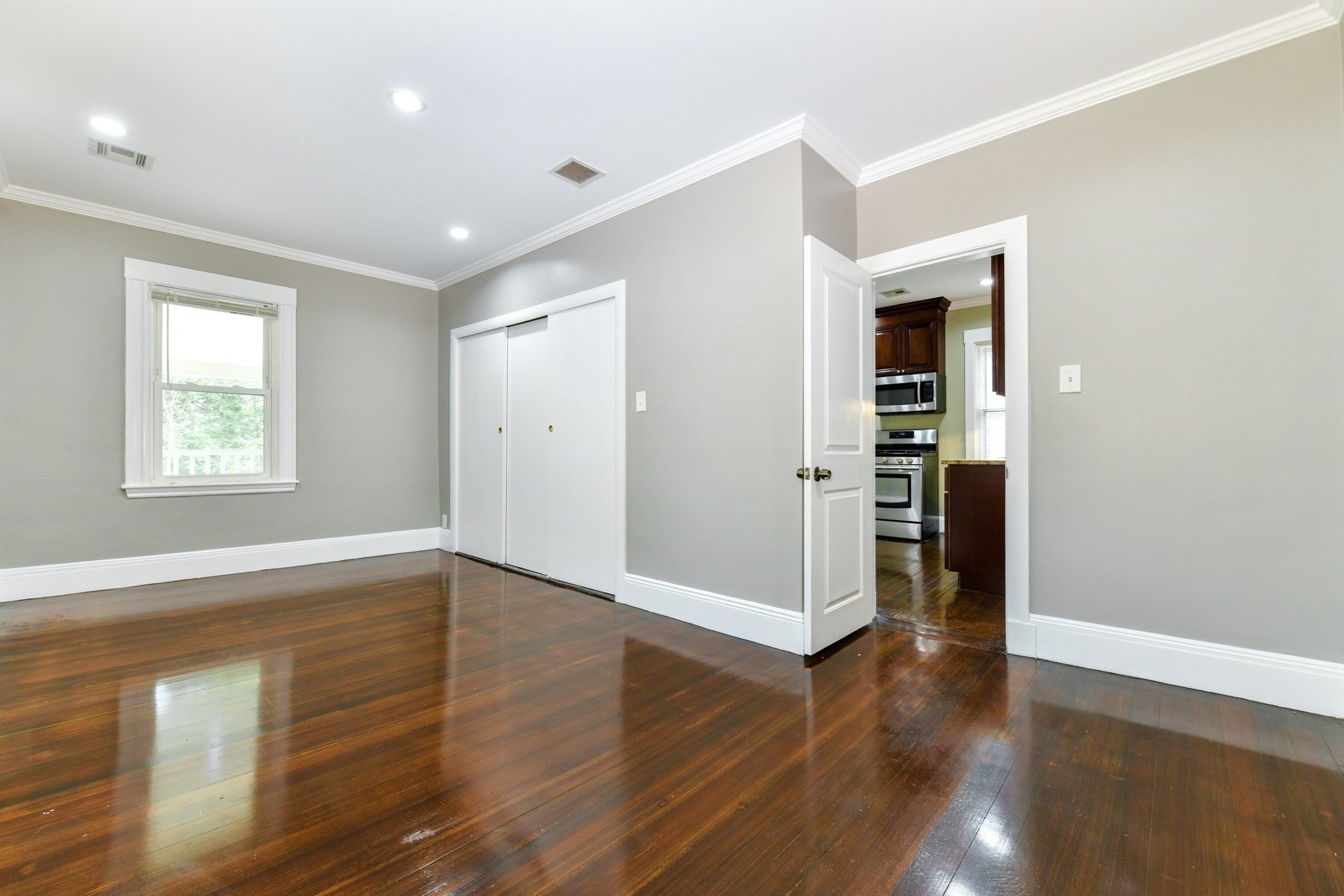 51 Wolcott Rd #1, Brookline, MA, 51 Wolcott Rd #1, Brookline, MA Photo #10