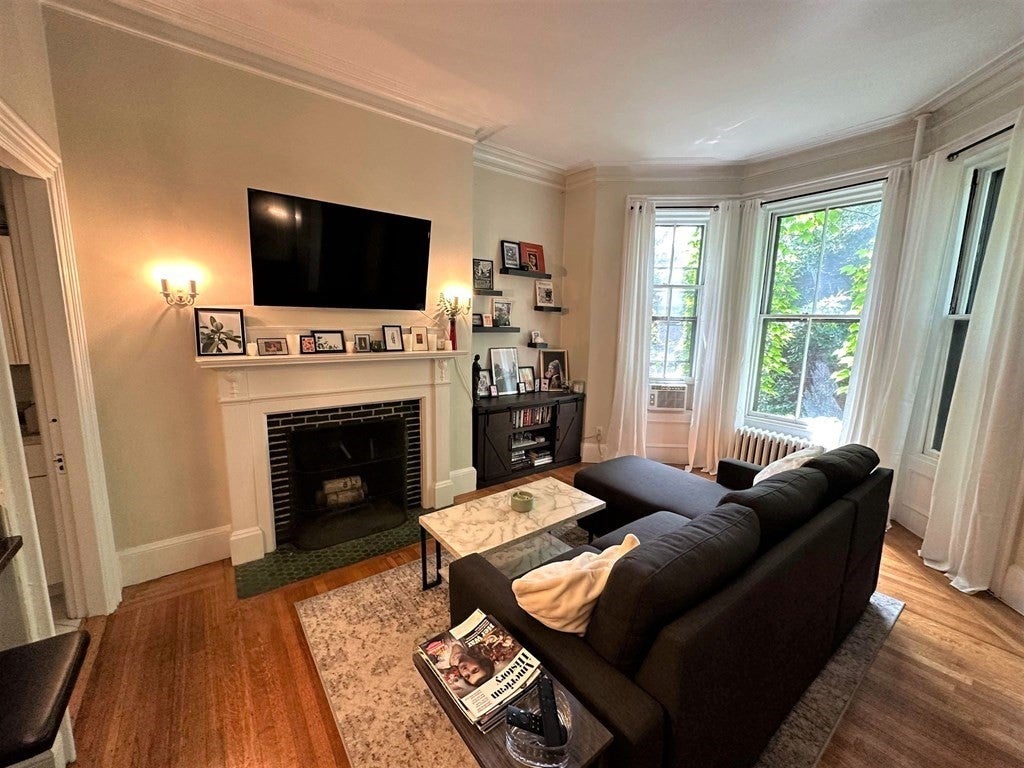 7 Hereford St #5, Boston, MA Photo #4