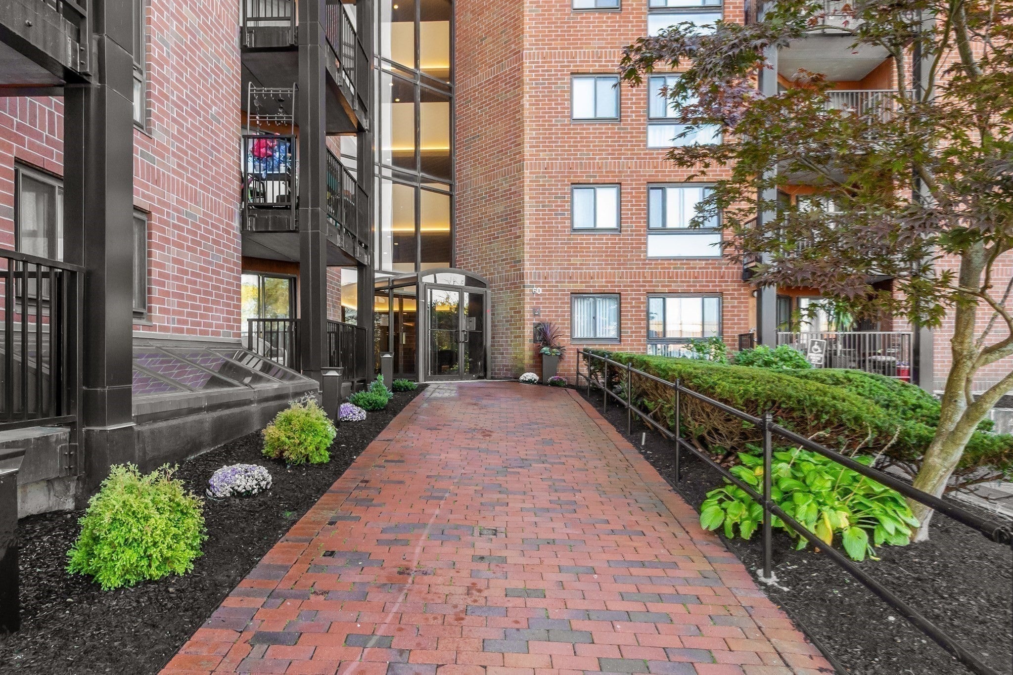 60 Rantoul Street #403, Beverly, MA Photo #35