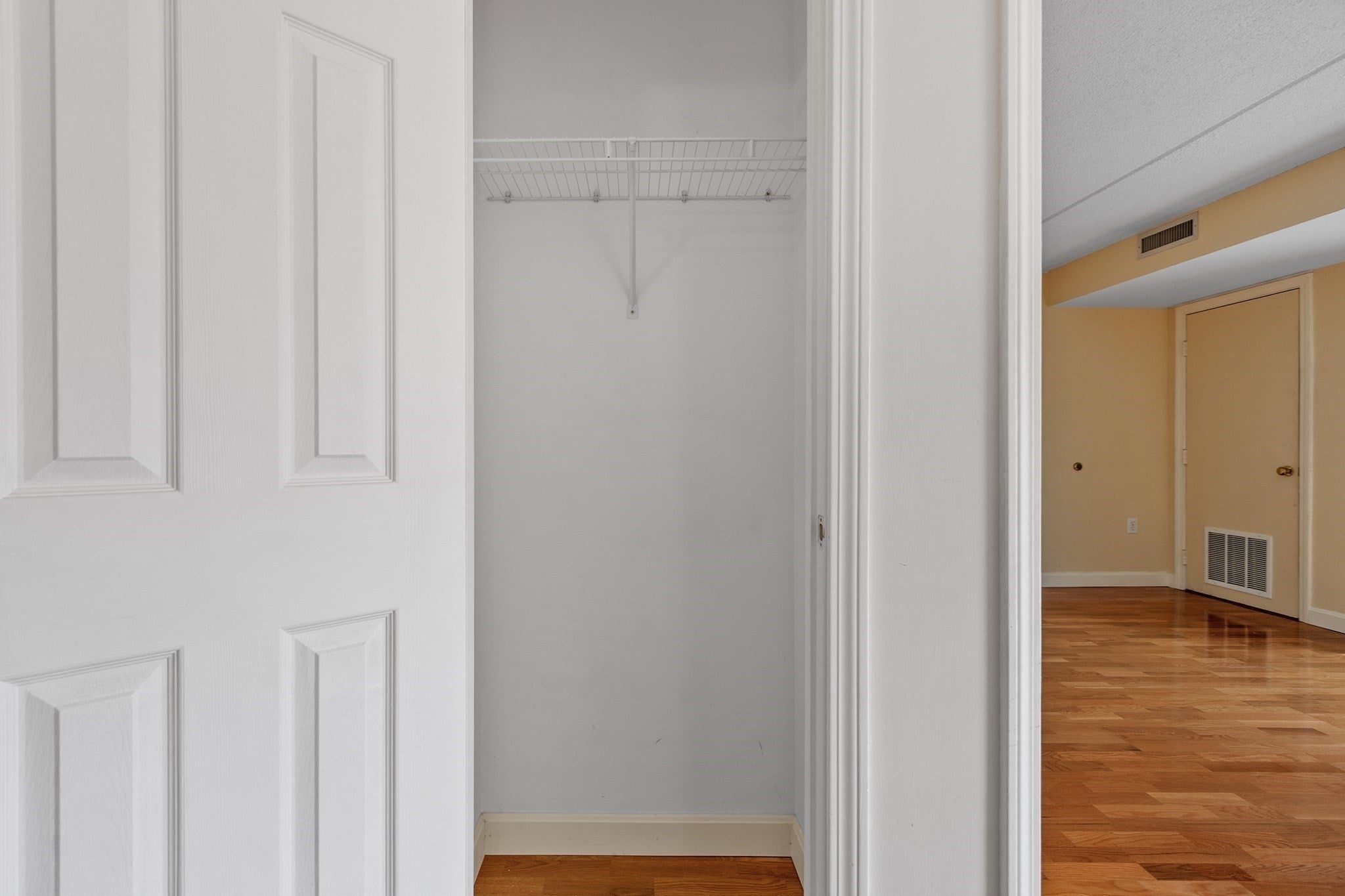 60 Rantoul Street #403, Beverly, MA Photo #29