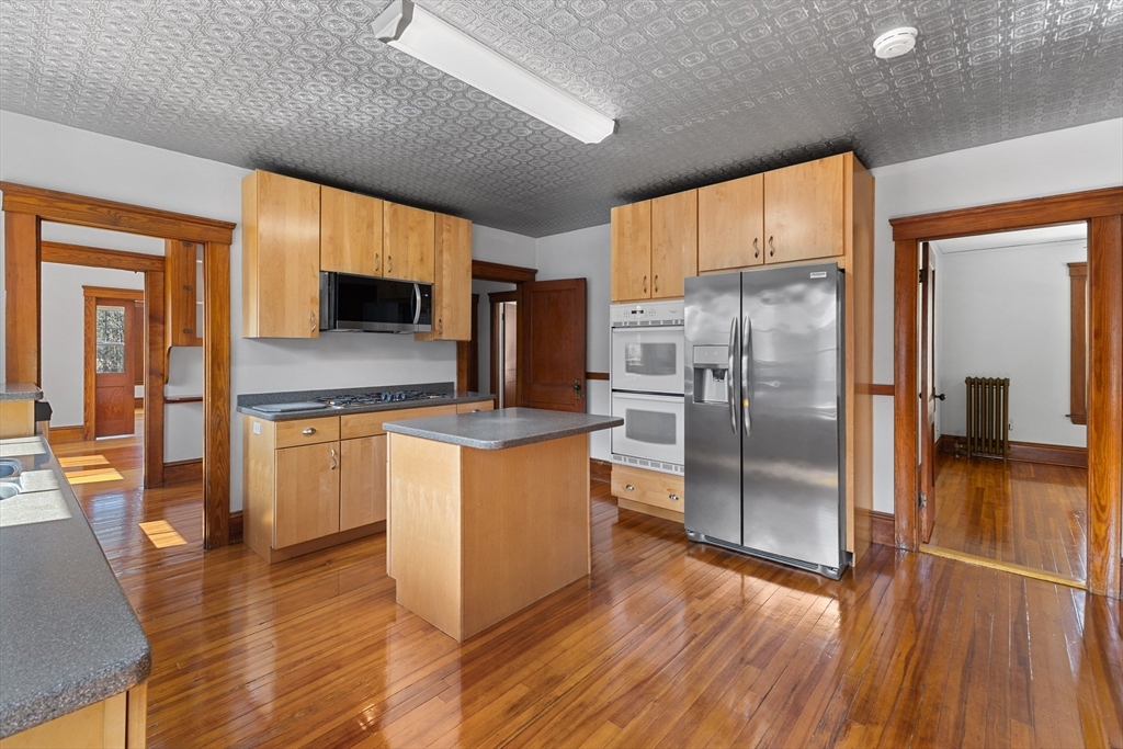 183 Pleasant St