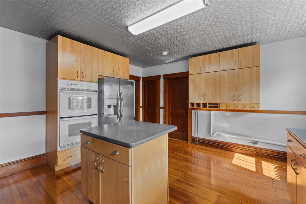 183 Pleasant St