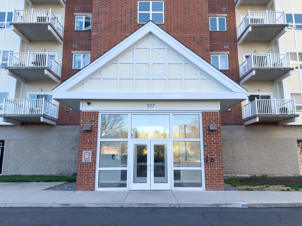 527 Pawtucket Blvd 406