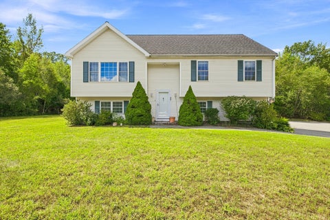 Photo of 21 Hamilton Way, Holbrook, MA 02343 (MLS # 73569572)