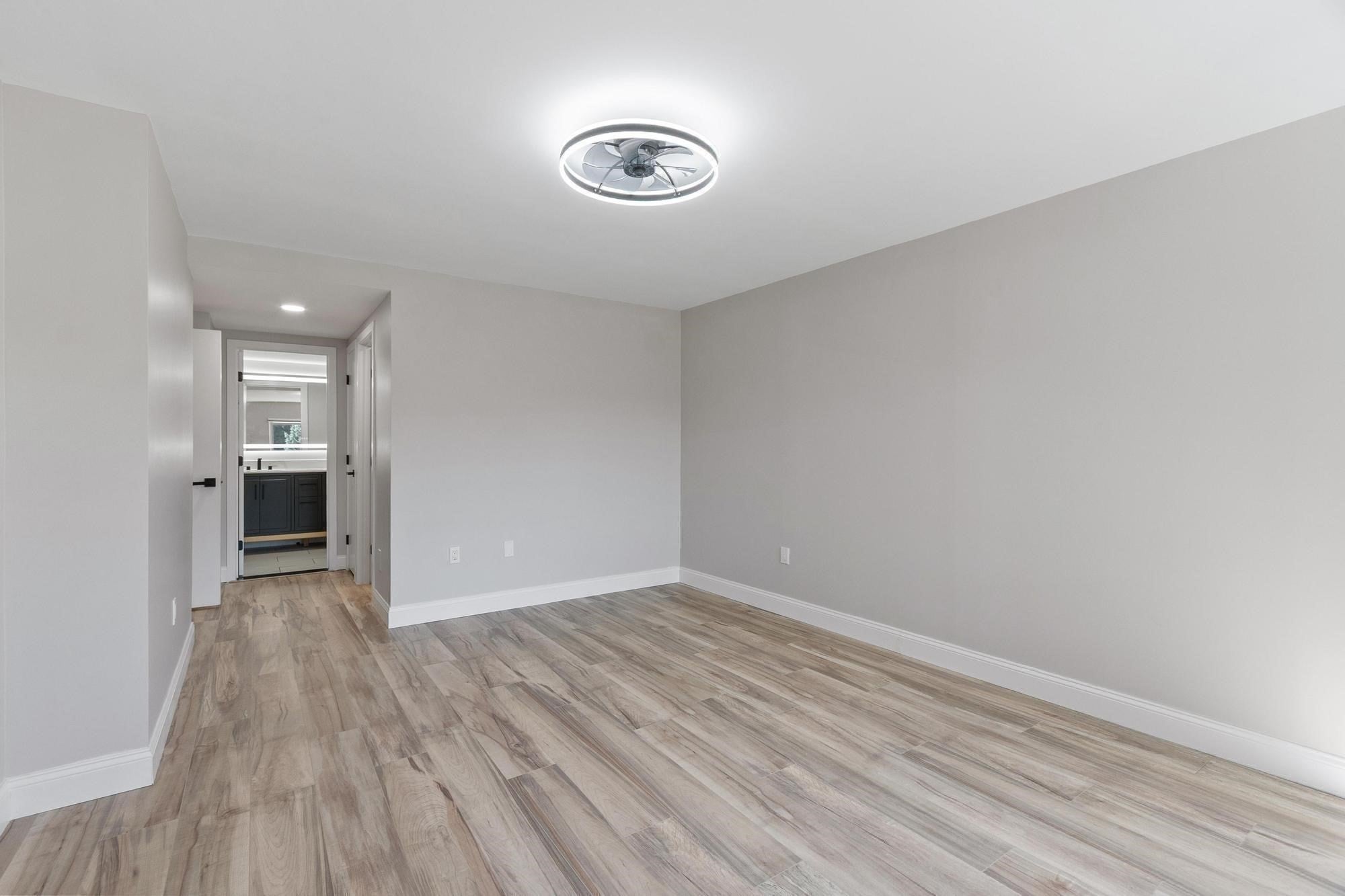 487 Place Ln #487, Woburn, MA, 487 Place Ln #487, Woburn, MA Photo #17