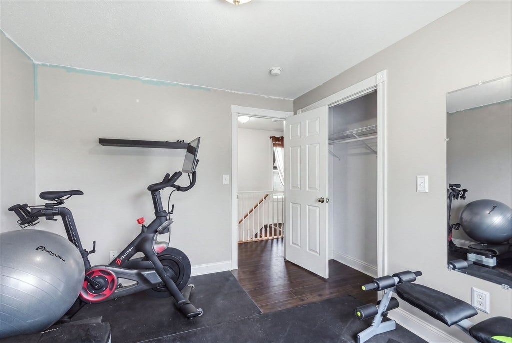 87 Crescent St, Lowell, MA Photo #23