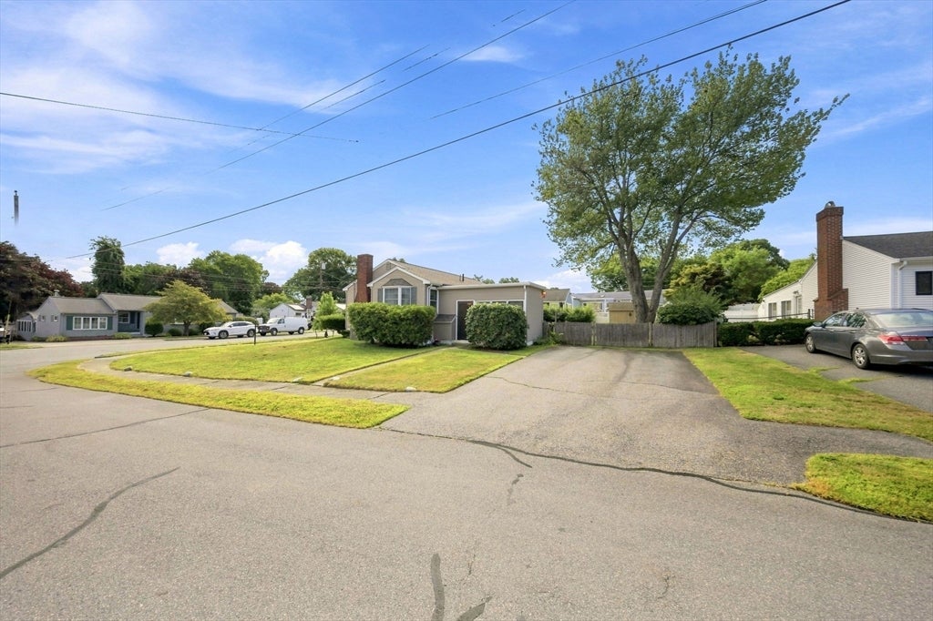 6 Evans Road, Stoneham, MA, 6 Evans Road, Stoneham, MA Photo #3