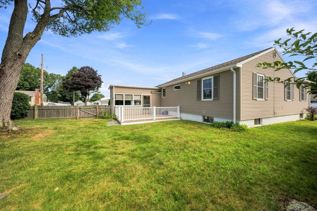 6 Evans Road, Stoneham, MA, 6 Evans Road, Stoneham, MA Photo #2