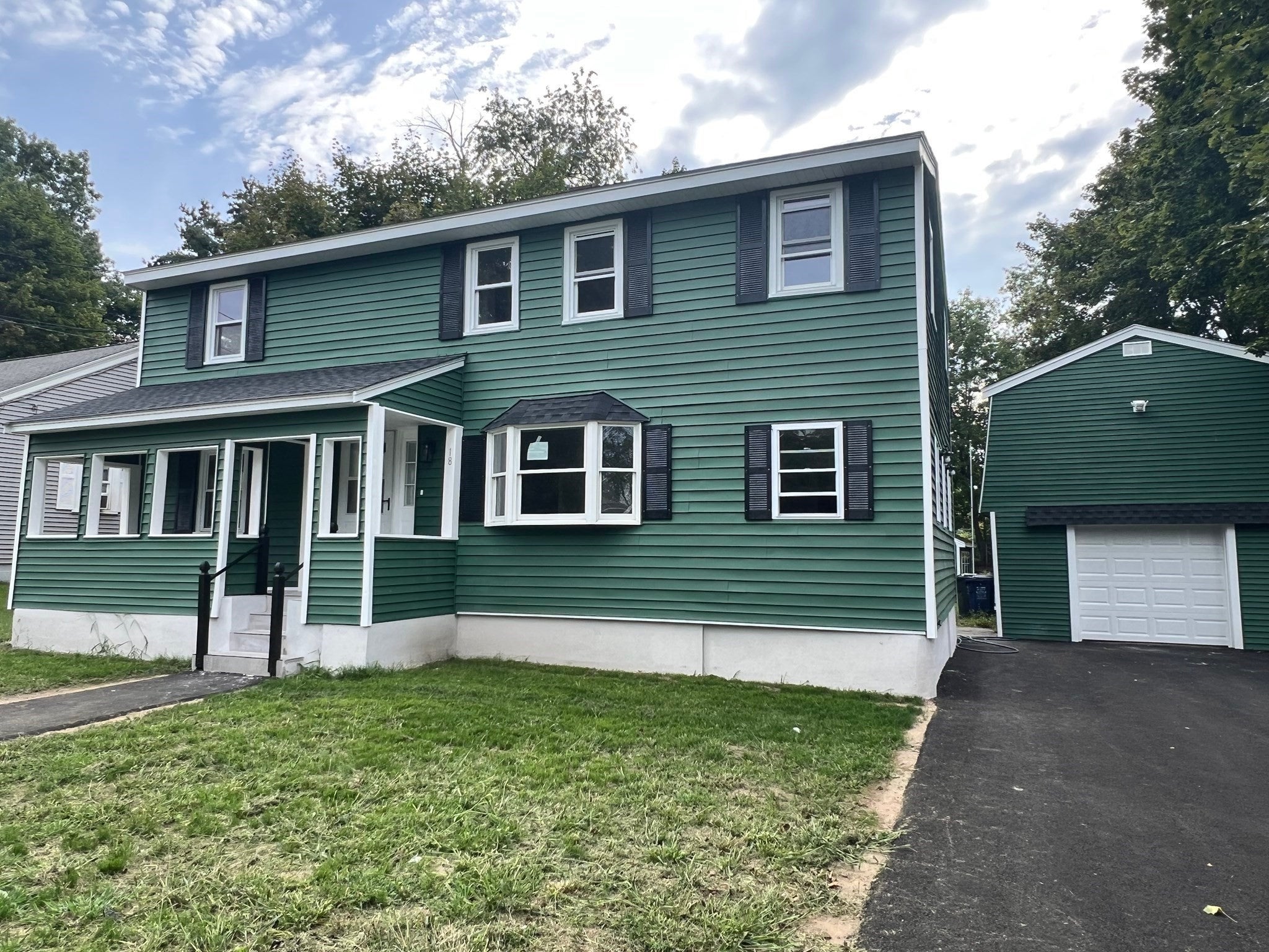 18 Hurley Ave