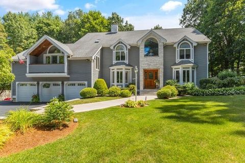 14 Candlewood Road Lynnfield MA 01940