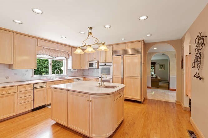 14 Candlewood Road