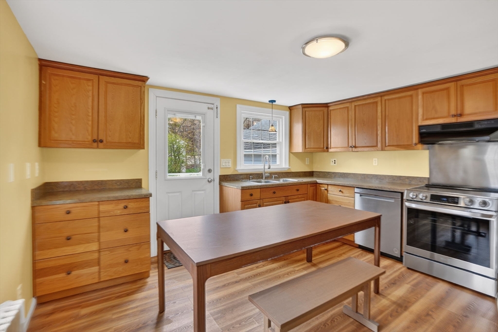 13 Pleasant St