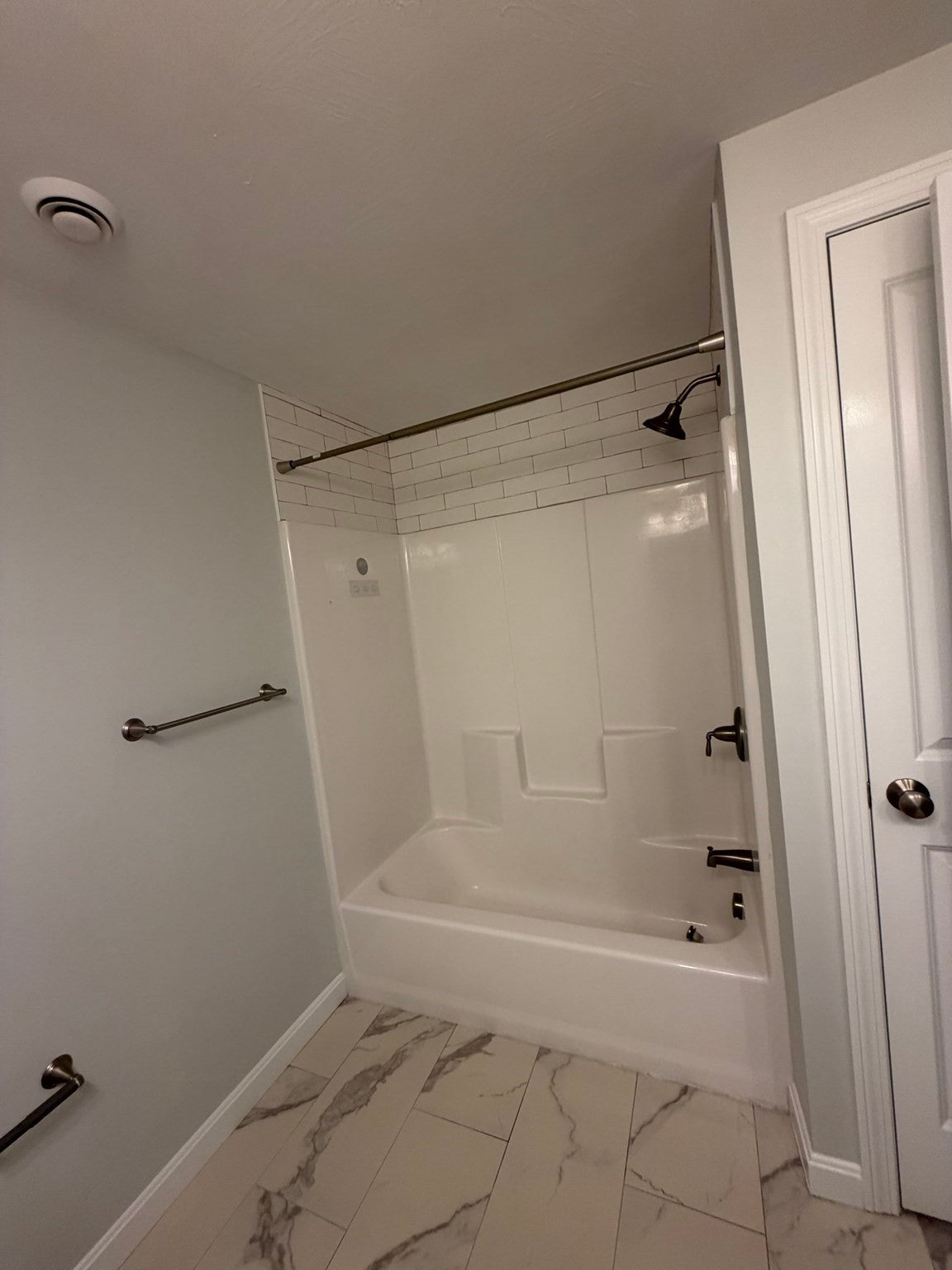 138 Elm St 43