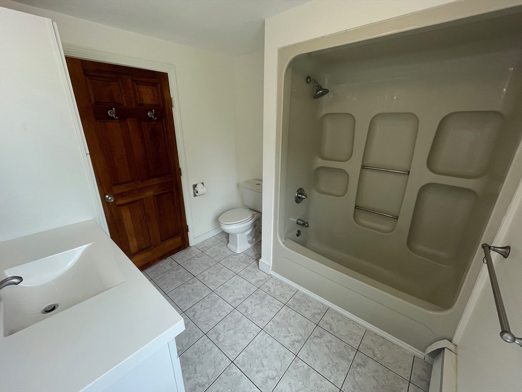 21 Court Street #A, Groton, MA Photo #10