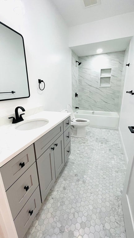 16 Putnam St #2, Somerville, MA Photo #7