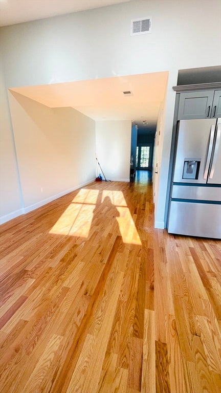 16 Putnam St #2, Somerville, MA Photo #4