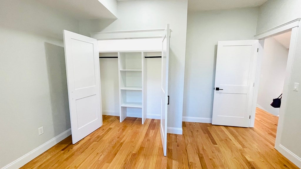 16 Putnam St #2, Somerville, MA Photo #9