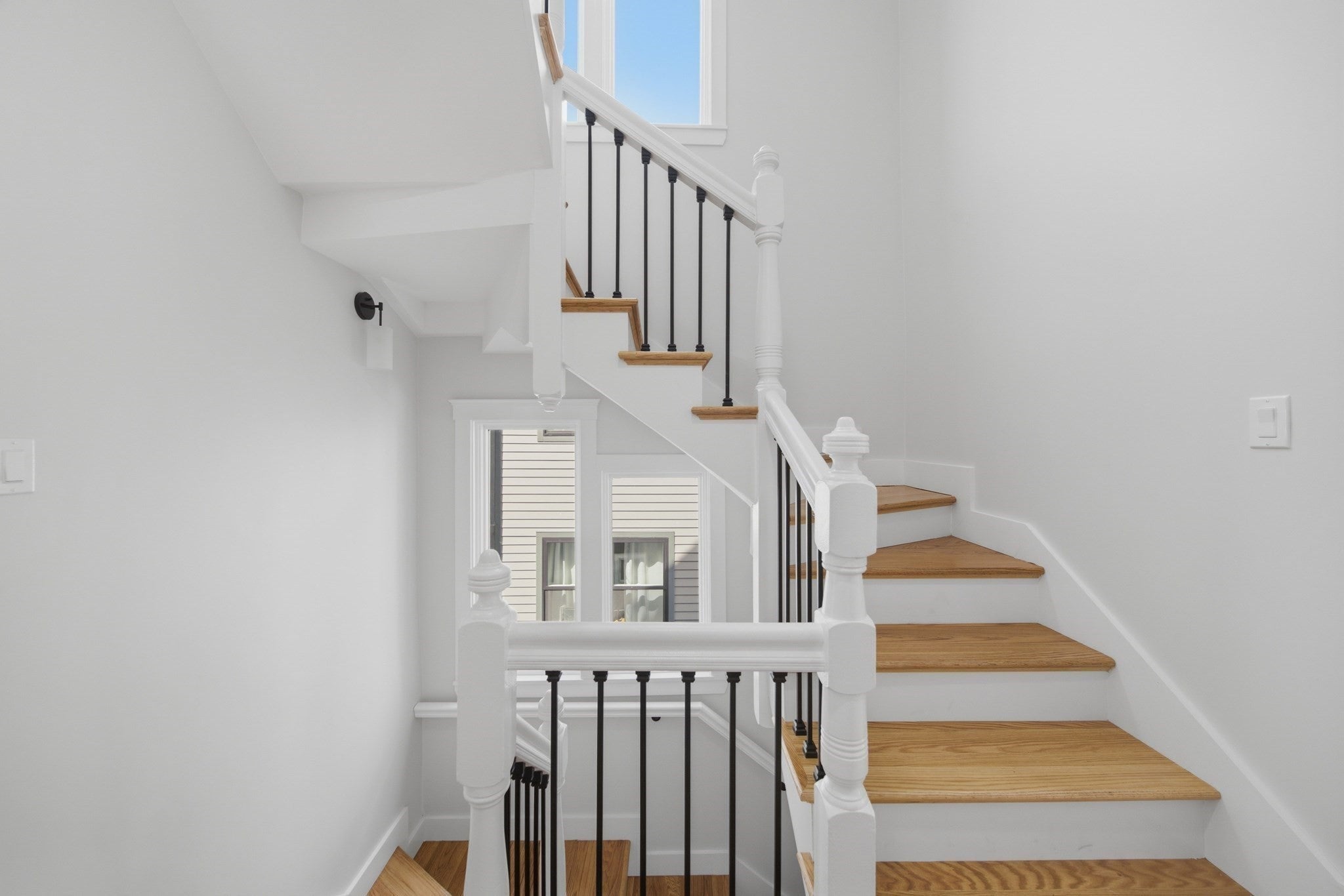 16 Putnam St #2, Somerville, MA, 16 Putnam St #2, Somerville, MA Photo #3