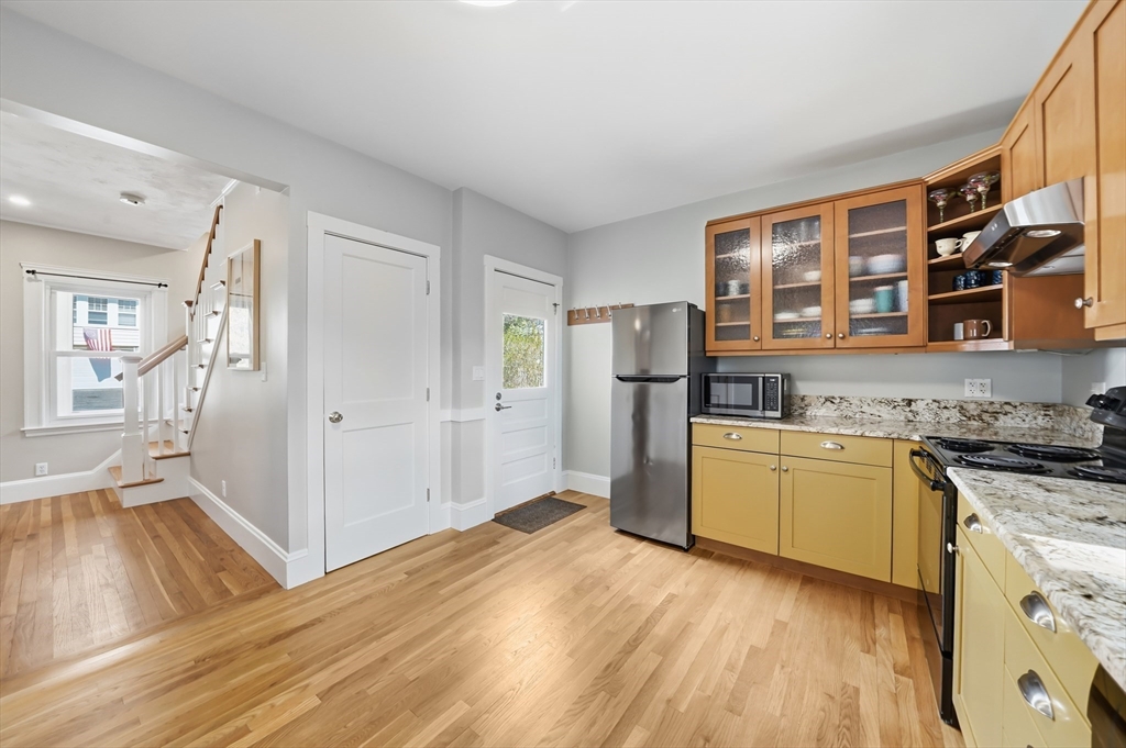 45 Sunset Rd, Arlington, MA Photo #20