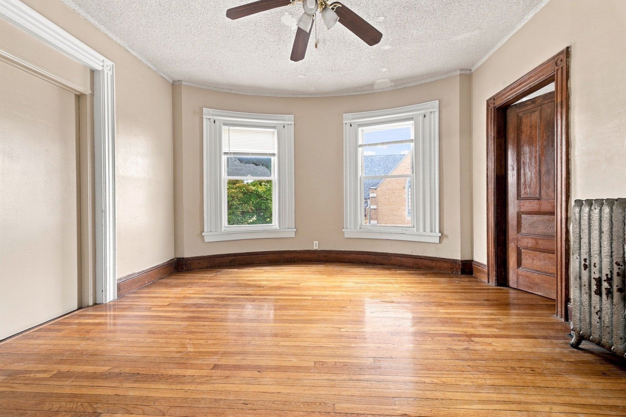 472 Warren Street, Boston, MA Photo #7