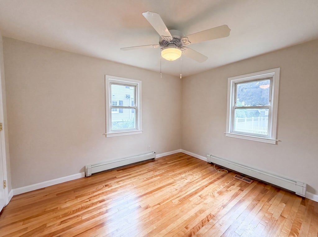 4 Macarthur Cir